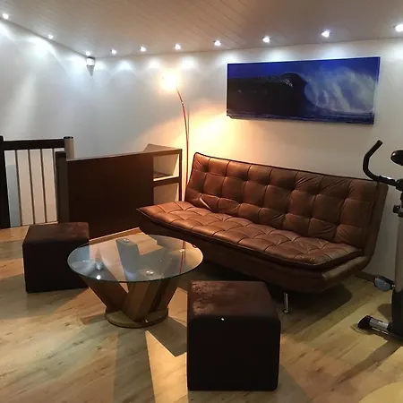 Studio cosy au centre de Couvet Extérieur photo